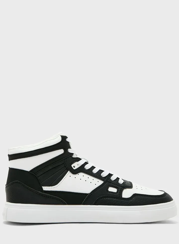 Spanning For Off Limits Casual Sneakers
