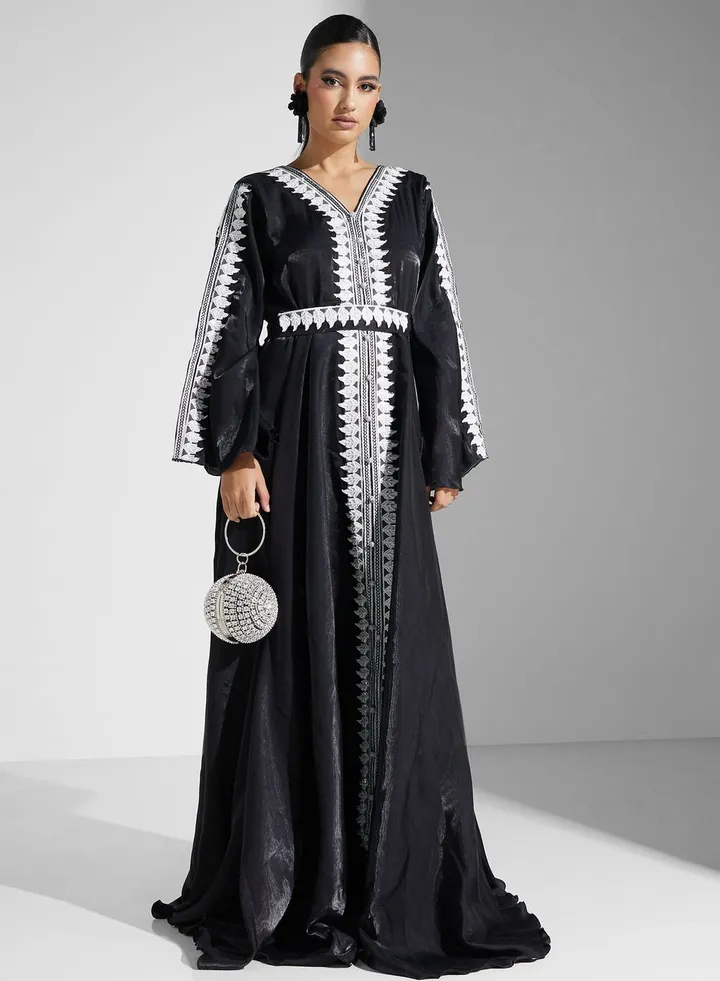 Lace Detail Moroccan Jalabiya With Belt
