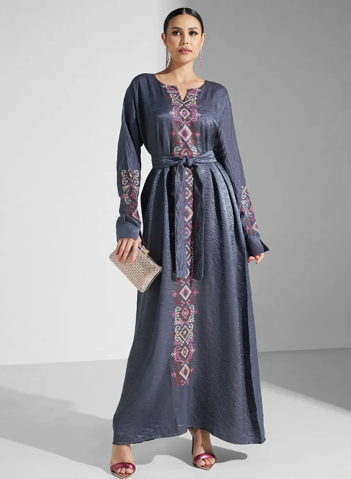 Embroidered Belted Jalabiya