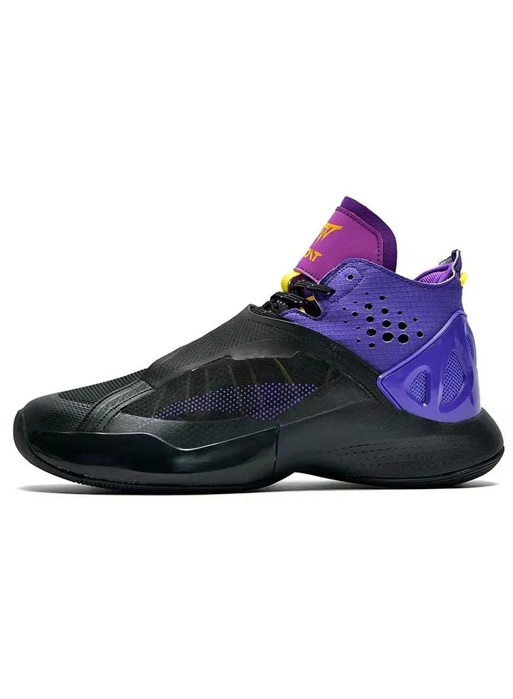 New High Top Comfortable and Breathable Basketball Shoe