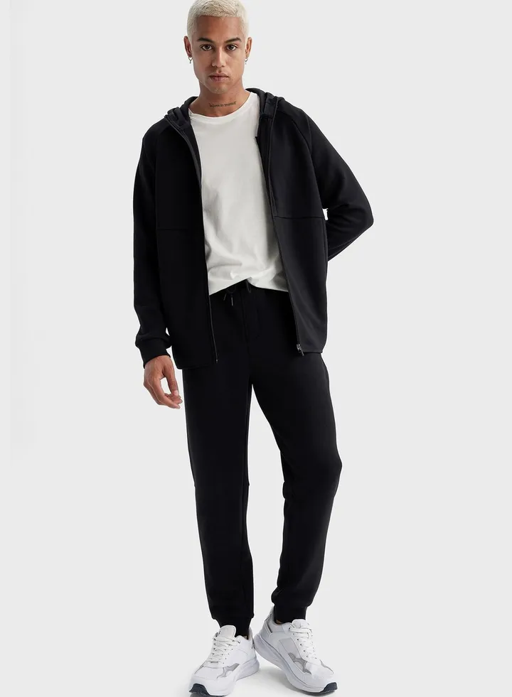 Essential Sweatpants