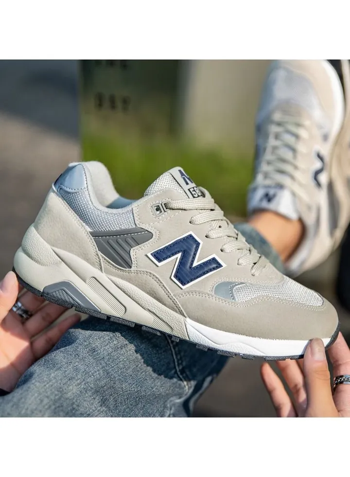 Unisex casual shoes