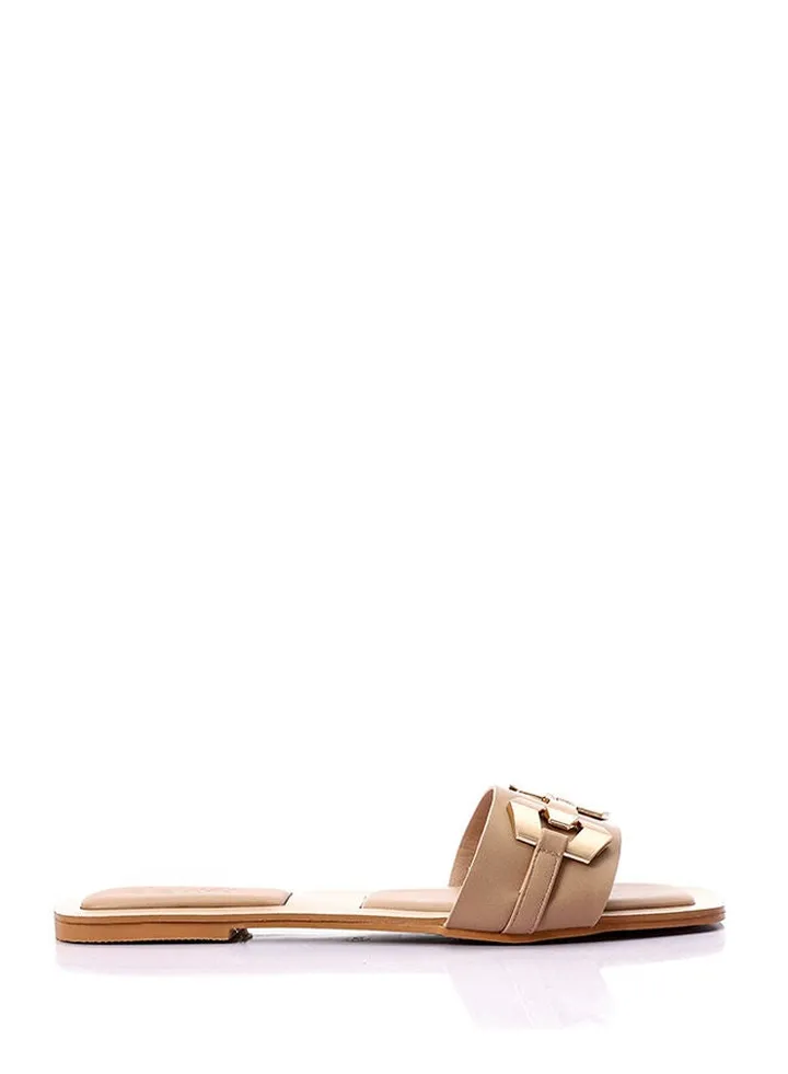 Fashionable Slides