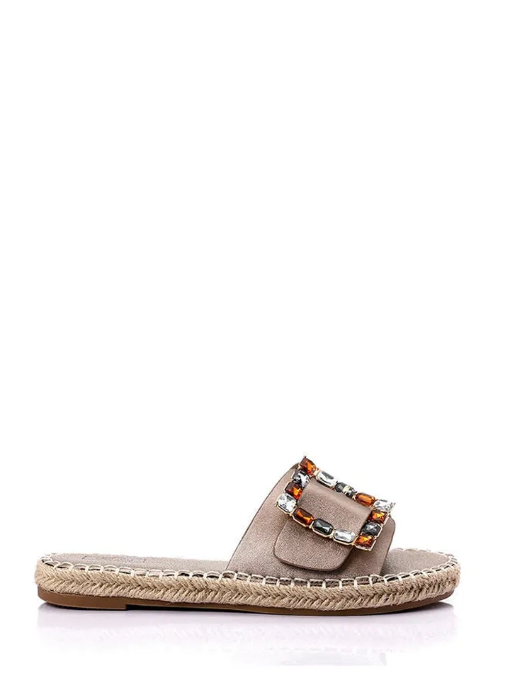 Fashionable Slides