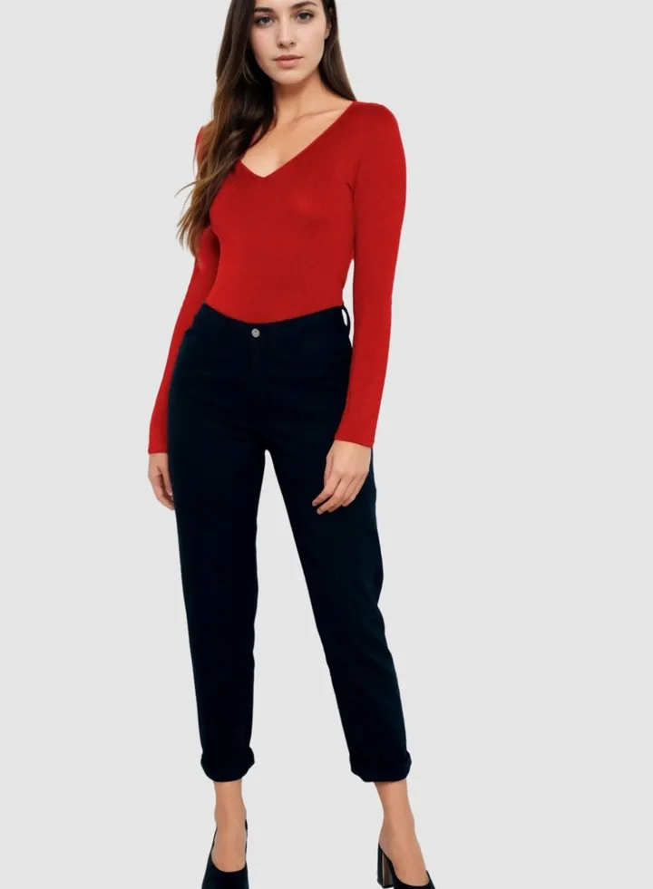 Roll Red Top