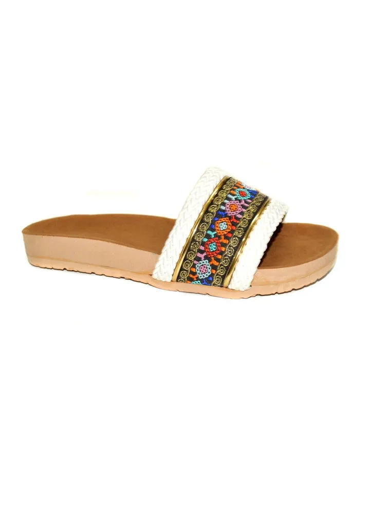 Fashionable Women Slippers