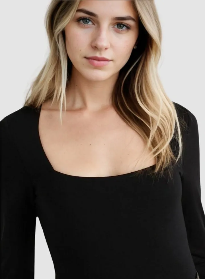 Leyton Black Top