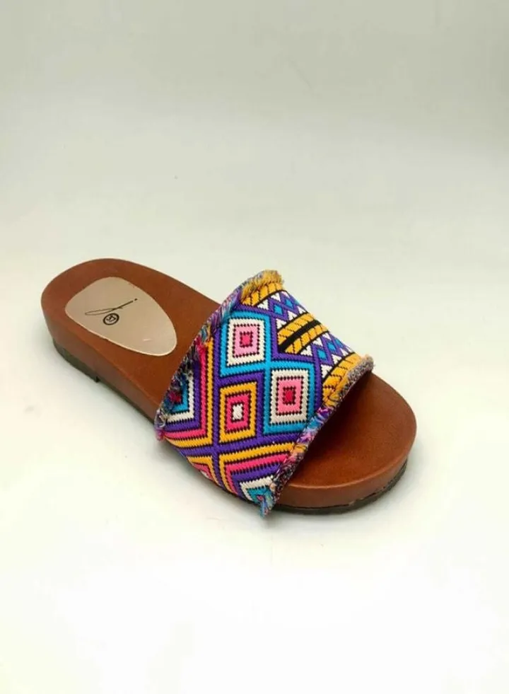Women Slipper-Multi color