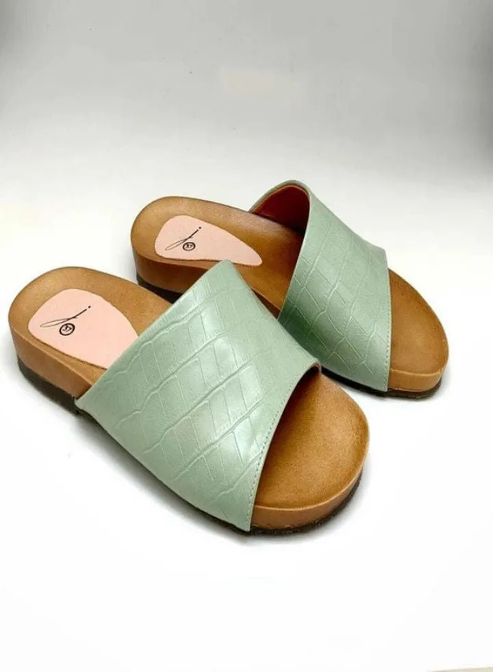 Women Slipper-Green