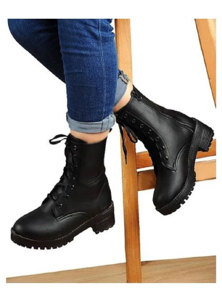 Leather Lace Up Boot -Black
