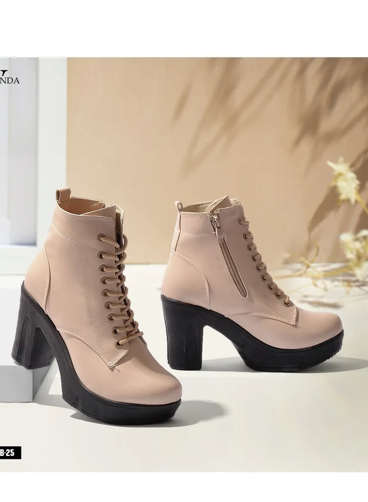 Half Boot Leather Heel 5cm-Beige