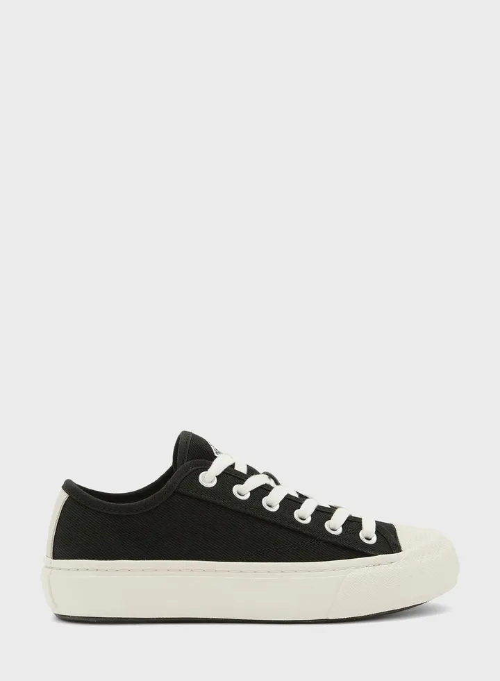 Backcourt Low Top Sneakers