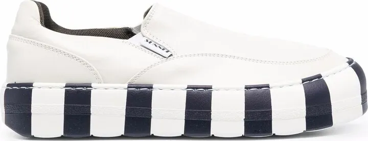 Dreamy slip-on sneakers