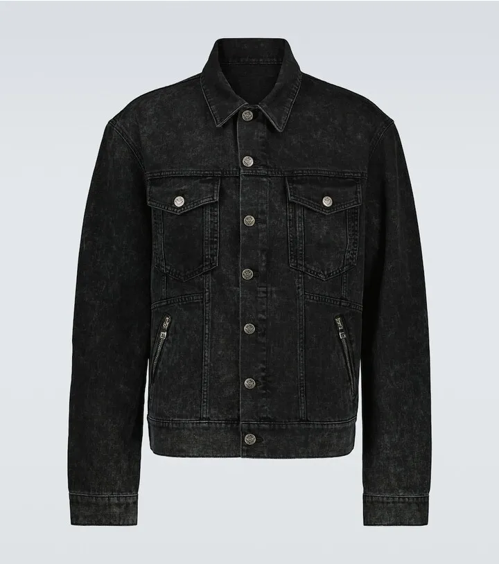 Denim jacket with zipped pockets