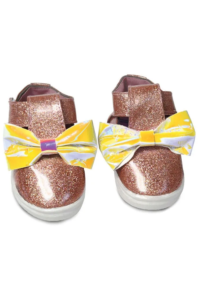Girls shoes