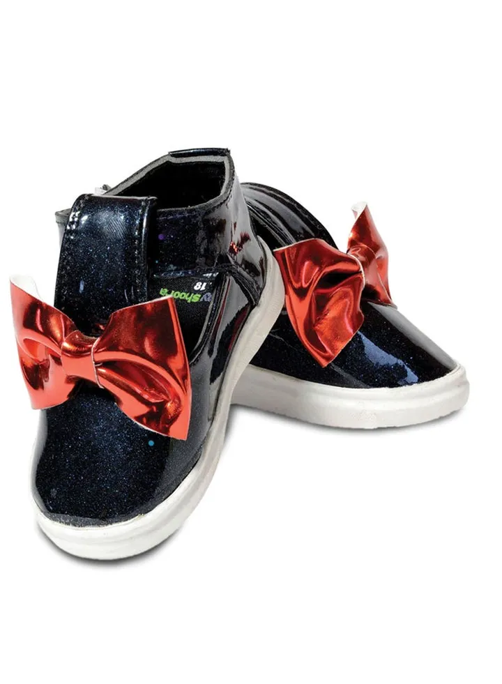 Girls shoes