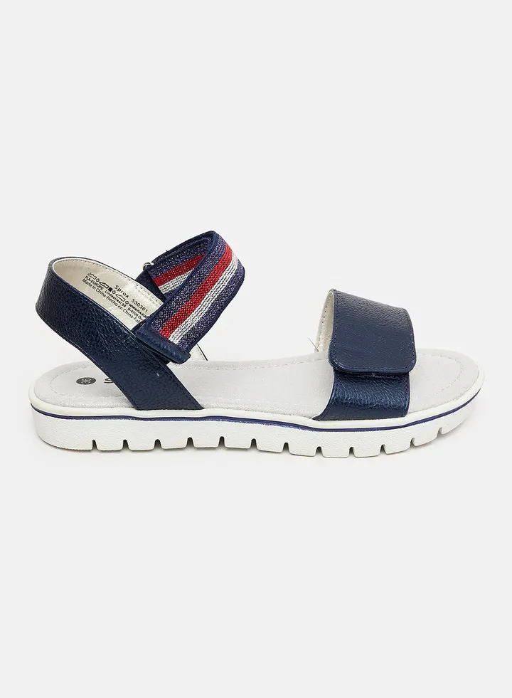 Low Top Sneaker