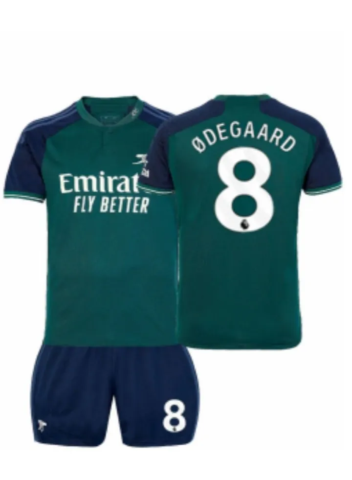 New Breathable And Sweat Wicking Football Jersey