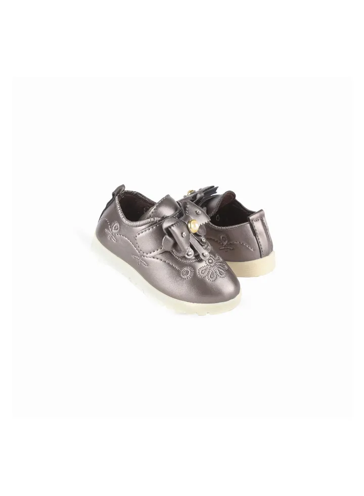 Girls casual leather shoes