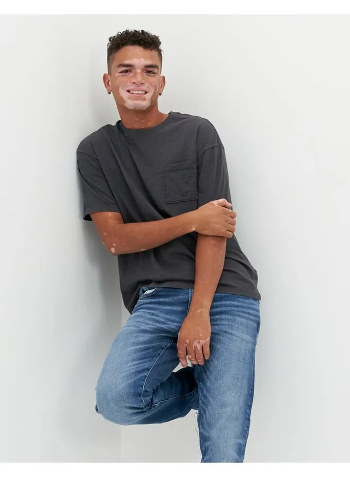AE Oversized Pocket T-Shirt