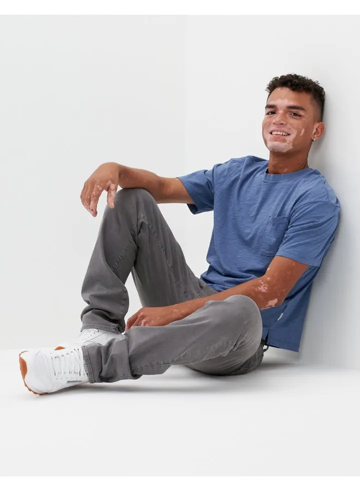 AE Oversized Pocket T-Shirt