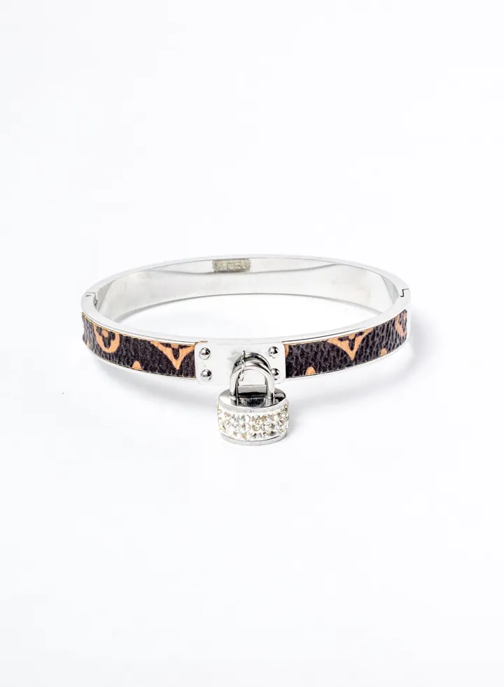 Stainless Steel 316 Leather Bangal Bracelet silver with a Zirconic Lock Premium Quality & Against Color Change