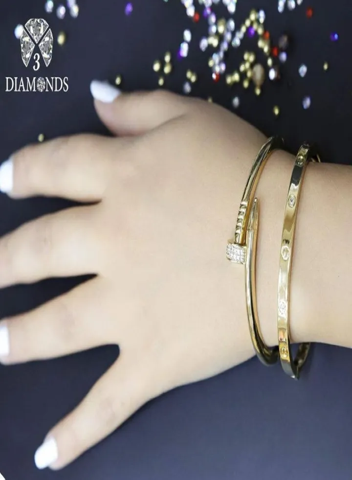 Bracelet Sets Gold Plated Free Size - Elegant and Versatile Accessories for All.