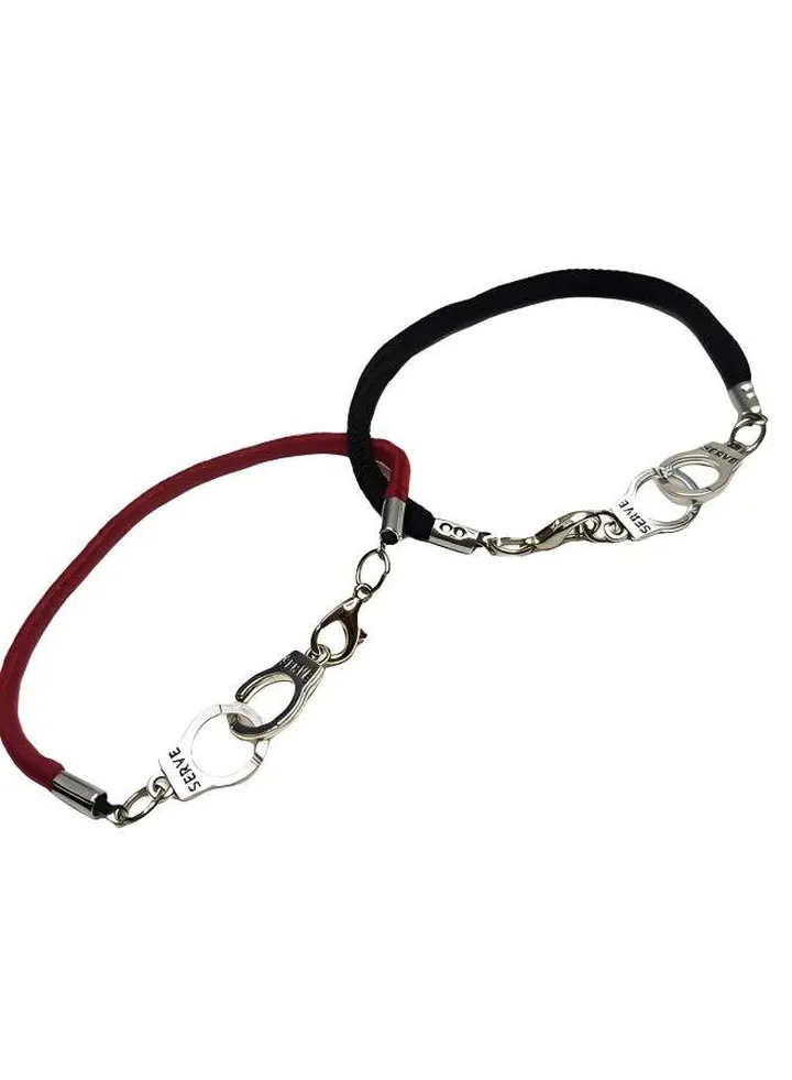 Friends bracelets and cables