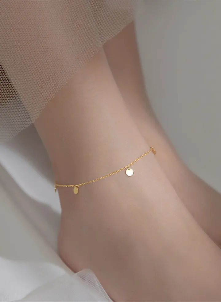 A full-body 925 silver disc anklet gives a gift box, a fashionable summer beach vacation, and a versatile girl