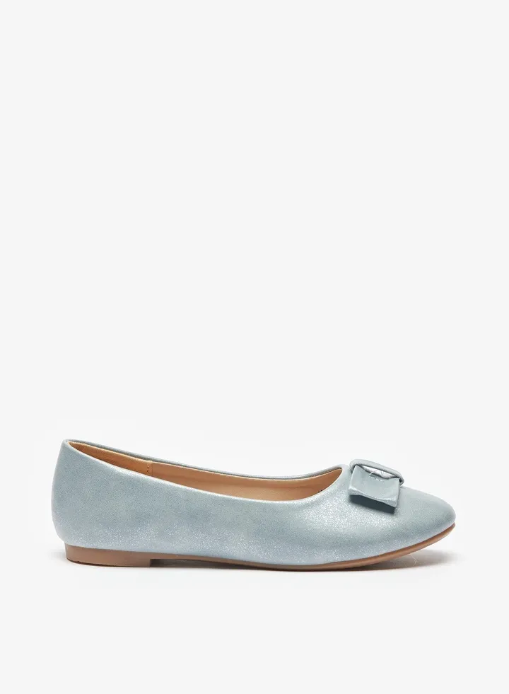 Girls Solid Ballerina Shoes with Bow Detail