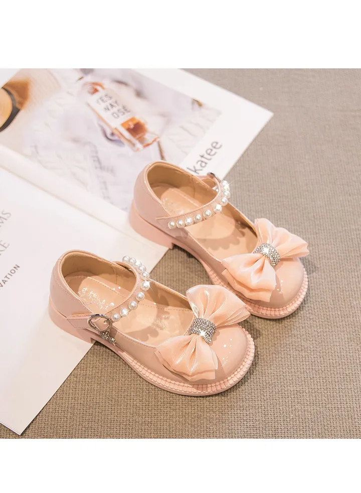 New girls' leather shoes embroidered with a bow