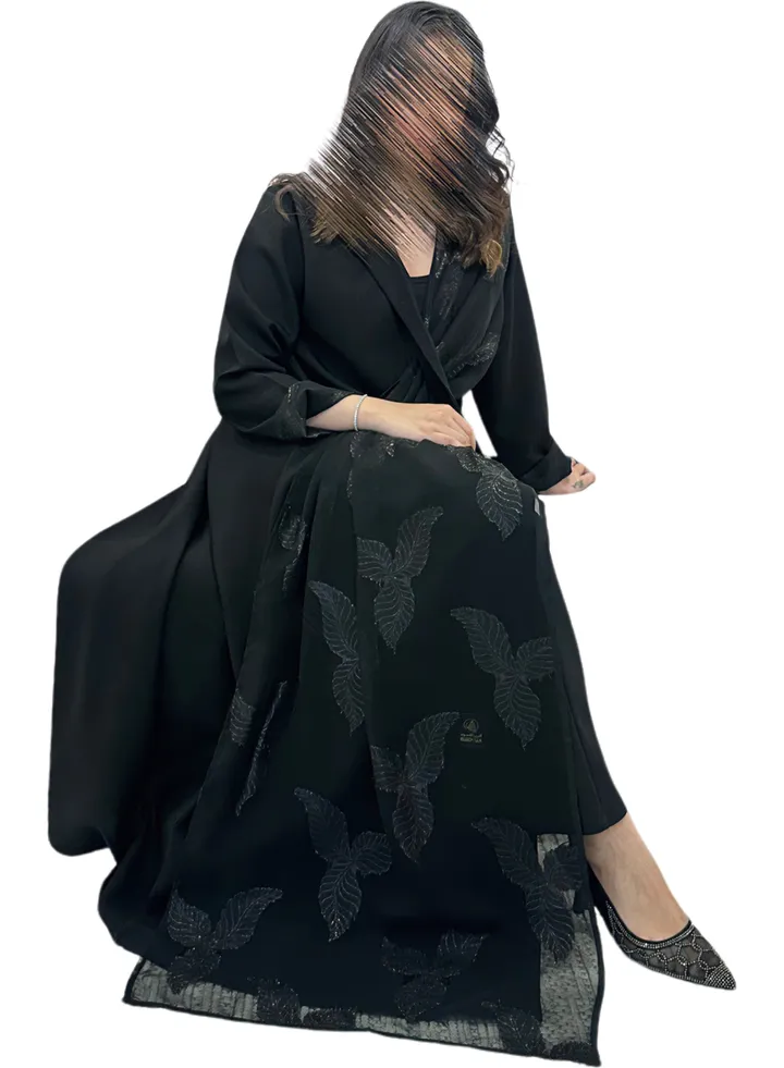 Black shawl abaya