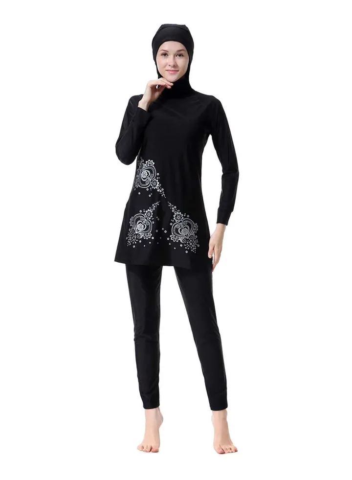 Conservative And Fashionable Burkinis black