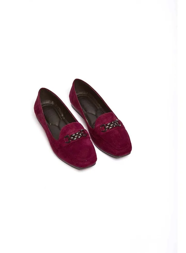 Fancy Faux Suede Leather Flat Shoes With Front Chain