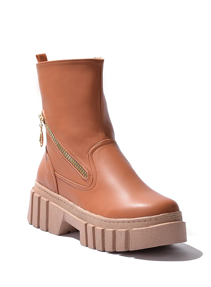 Half boot leather from the side b-26