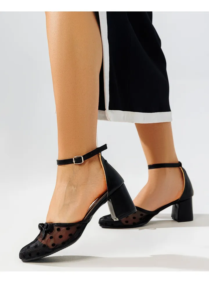 SN-401 Dotted Leather Heel Shoes - Black