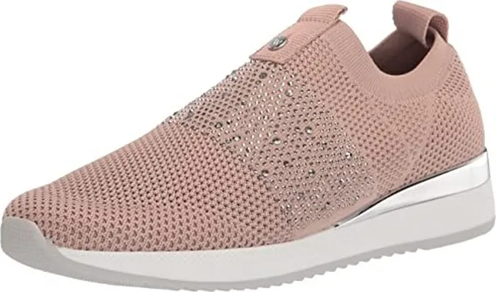 NINE WEST Women's AIA Sneaker