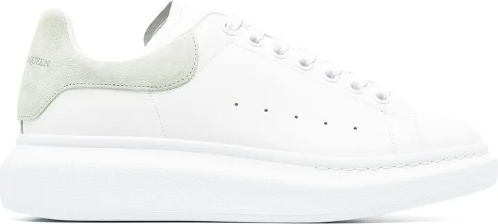 Oversized low-top sneakers