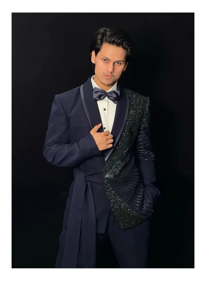 Happy Goel Fashion Embroided Men's suit