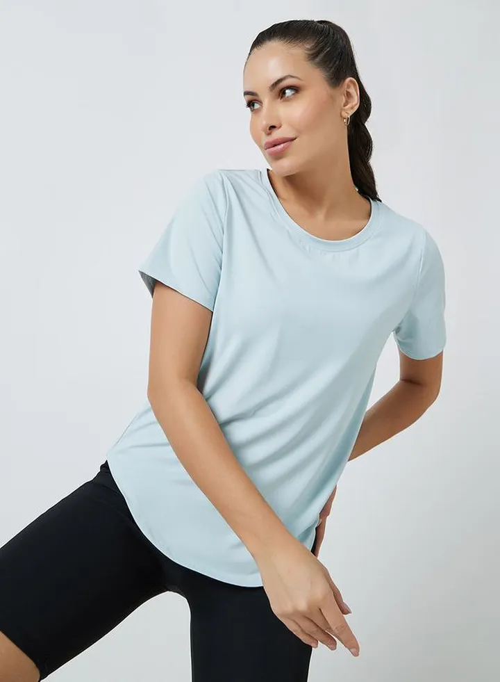 Curved Hem Short Sleeve Top