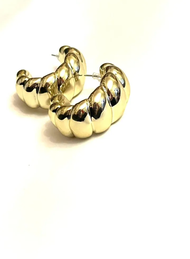 Gold Croissant earrings