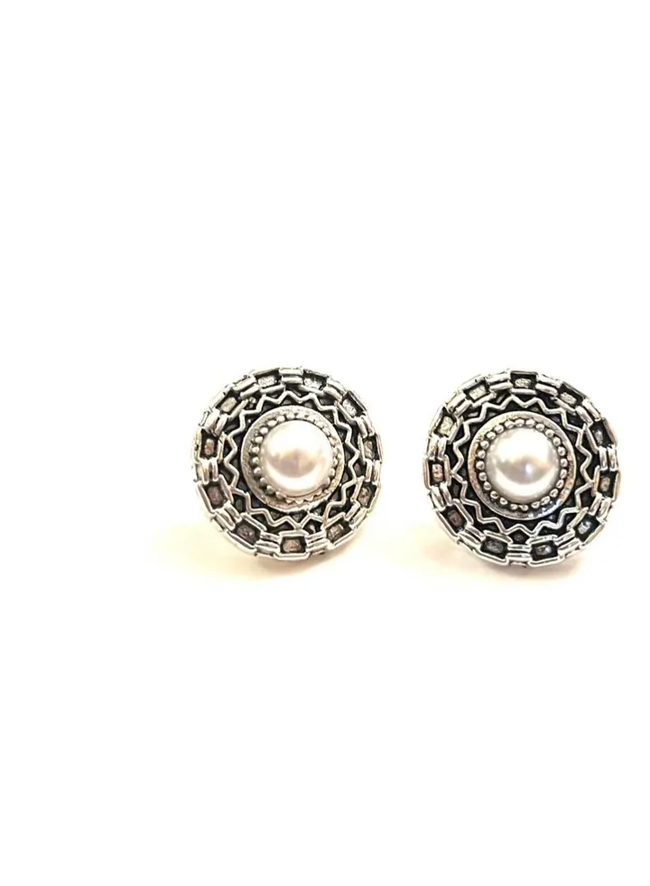 Silver pearl sheild earrings