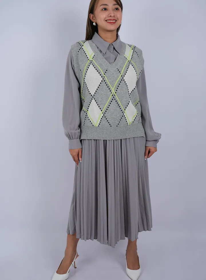 Women's Pleated Tie-Neck Long Sleeves Knit Dress in Cozy Grey