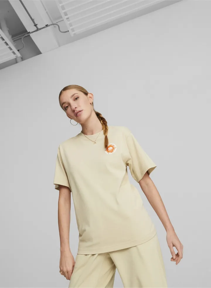 DOWNTOWN Womens Relaxed Graphic T-Shirt