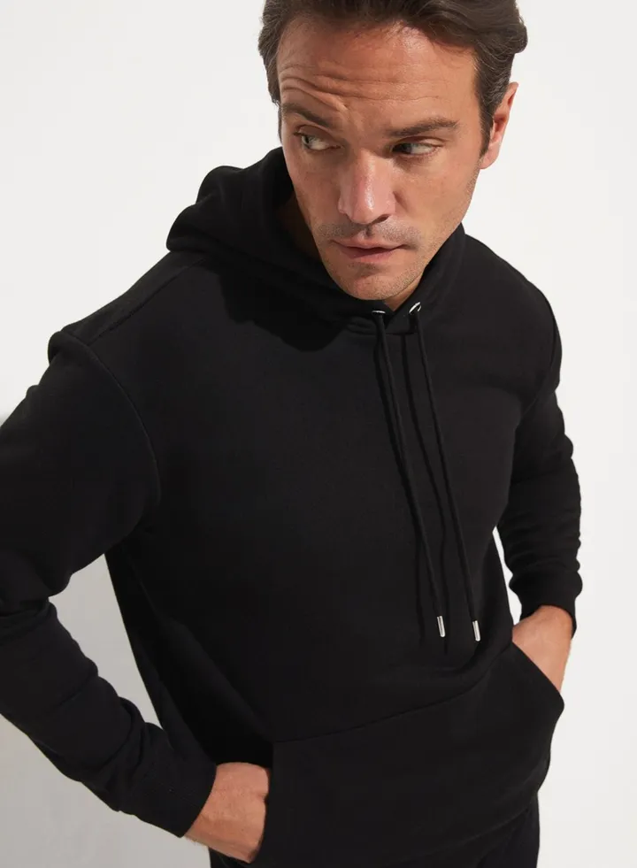 Casual Kangaroo Pocket Hoodie