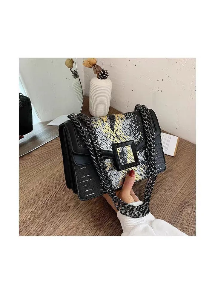 Classy black crossbody bag