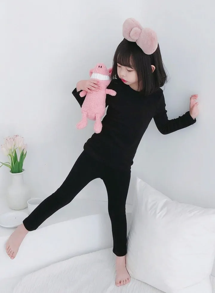 Kids Solid Color Thermal Underwear Set Cotton Soft Long Johns Base Layer Top & Bottom Children's Pajama Set Black