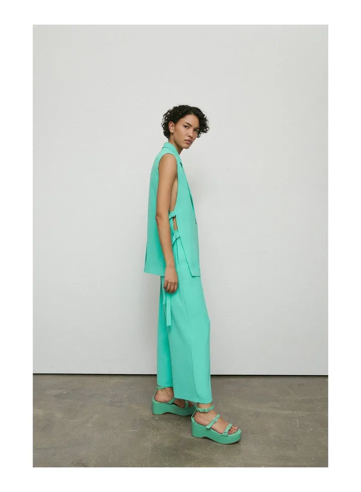 Sleeveless Blazer