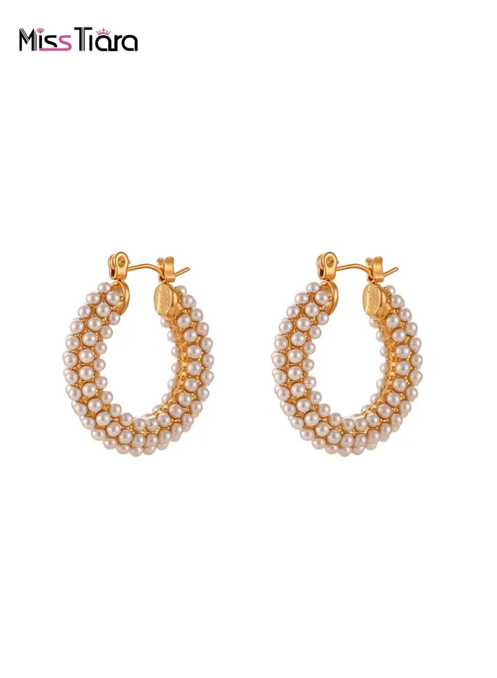 Gold-plated stainless steel studded with pearls fashion simple light luxury earrings jewelry