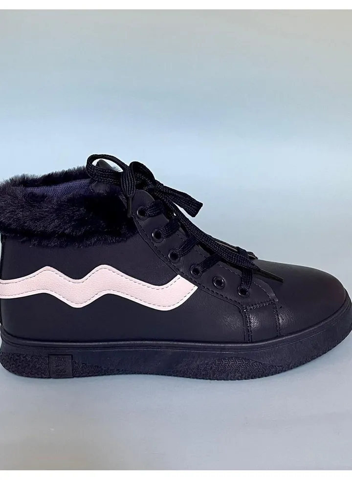 Girls shoes in navy blue